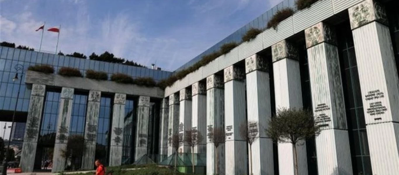 Πολωνία: Εκκενώθηκε το κτίριο του Ανώτατου Δικαστηρίου - Μετά από απειλή για βόμβα